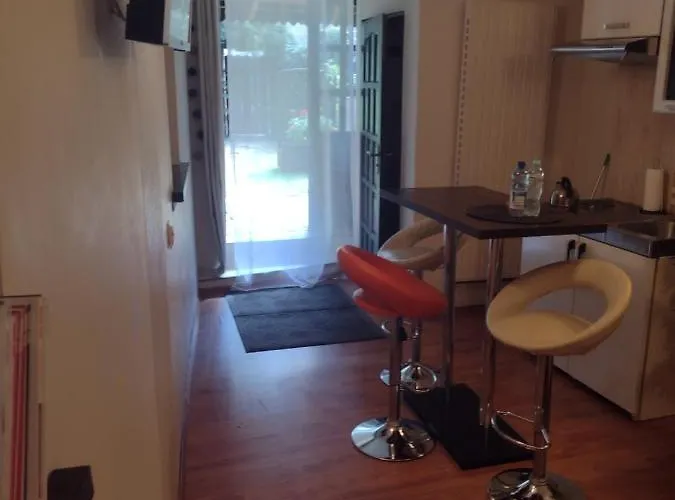 Lejlighed Z Prywatnym Ogrodkiem Centrum